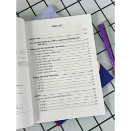 Thumbnail Sách - Ôn luyện trắc nghiệm thi tốt nghiệp trung học phổ thông môn Vật lí 3