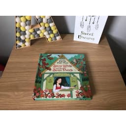 Thumbnail Sách Pop Up - Snow White And The Seven Dwarfs - Truyện kể tiếng anh Bạch tuyết và Bảy Chú Lùn bằng giấy 3D cho bé 3