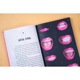 Thumbnail Sách - Từ cô bé đến cô nàng (50 bí quyết để bạn gái dậy thì thành công) - Đinh Tị Books 1