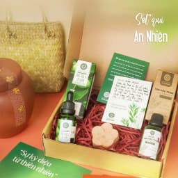 Thumbnail Set quà tặng mẹ và bé "An nhiên" - Dầu mù u ép lạnh Đất Việt, Tinh dầu tràm Huế thượng hạng 1