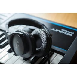 Thumbnail Tai nghe kiểm âm Roland RH-5, tai nghe kết nối với đàn được trang bị các công nghệ hiện đại - Việt Thương Music 3