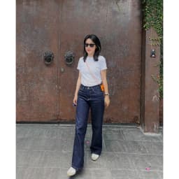 Thumbnail TheBlueTshirt - Quần jeans phom suông cạp cao ống quần đứng cho nữ - Straight A Jeans - Women 4