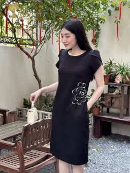 Thumbnail TIFALU - Đầm dáng suông thiết kế dự tiệc màu đen kết đá sang trọng - TFL943BLK 2