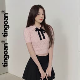Thumbnail TINGOAN® - Áo len hồng crop bề mặt len hoạ tiết quả trám buộc nơ YURI YURI TOP/PK PHIÊN BẢN MỚI NHẤT T6/2024 1