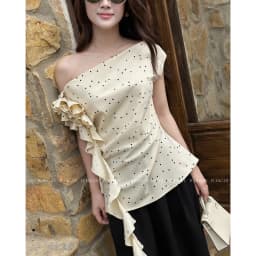 Thumbnail TUBYCATU | Áo lệch vai chấm bi cream polka dot top 4