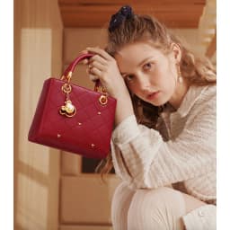 Thumbnail Túi đeo chéo nữ Just Star dễ thương thời trang nữ sang trọng tinh tế có khoá kéo charm gấu 172633A 2