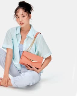 Thumbnail Túi Xách Nữ Thời Trang JUNO Cỡ Nhỏ Đeo Chéo Nắp Gập TXN420 2