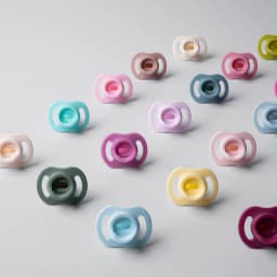Thumbnail Ty Ngậm Silicon Siêu Nhẹ Tommee Tippee Ultra Light Cho Bé 0-6, 6-18 tháng (Vỉ đôi) 1