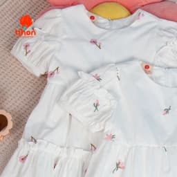 Thumbnail Váy cho bé gái TIHON cao cấp chất liệu vải thô thêu hoa siêu xinh cho bé VT0750385 2