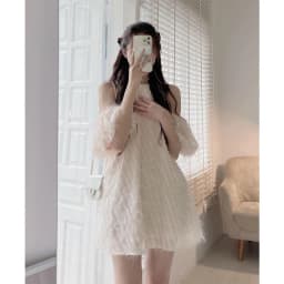 Thumbnail Váy hở vai Glandie Lông vũ, kim tuyến thiết kế cổ yếm, tay bồng. 2