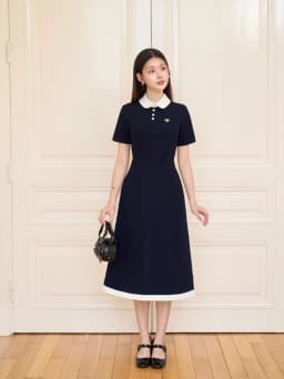 Thumbnail Váy nữ dáng dài cổ sen ngắn tay phối viền trắng đính cúc ngọc và nơ đá trang trí YAME YV620 1