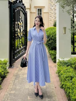 Thumbnail Váy nữ dáng xòe cổ đức vạt chéo chất thô kẻ màu xanh thắt nơ eo cách điệu YAME YV381 1