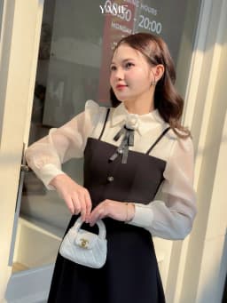Thumbnail Váy nữ dáng yếm xòe màu đen phối tơ óng cổ sơ mi dài tay (không kèm hoa cài) YAME YV551 4