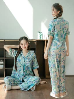 Thumbnail VIBES Đồ bộ Pijama dài Lụa Latin Piglet x Cloudy x Jardin Long Py Set 3