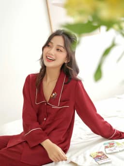 Thumbnail VIBES Đồ bộ Pijama dài tay Lụa trơn cao cấp Emma Long Sleeve Py Set 2
