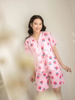 Thumbnail VIBES Đồ bộ Pijama ngắn cổ V Minnie & Peach Py Set 2