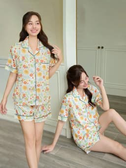 Thumbnail VIBES Đồ bộ Pijama ngắn Lụa Latin cao cấp Joiee x Cloudy x Jardin Py Set 4