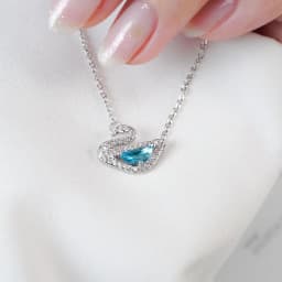 Thumbnail Vòng tay nữ CDE Crystal Swan Bracelet Blue CDE2083BE - Vòng tay Lamy thiên nga cao cấp 4