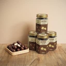 Thumbnail XOCODAY - Sô cô la Đen bọc hạt Macca - Hủ 160g - Heyday Cacao - Vị đắng dịu của Chocolate kết hợp hạt macca béo thơm 3