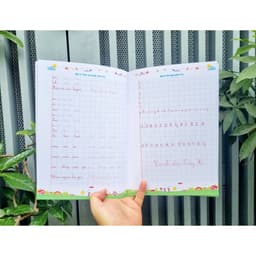 Thumbnail Sách - Vở Luyện Viết Chữ Đẹp Chữ Hoa, Kiểu Đứng, Nghiêng (Bộ 3 Cuốn) 2