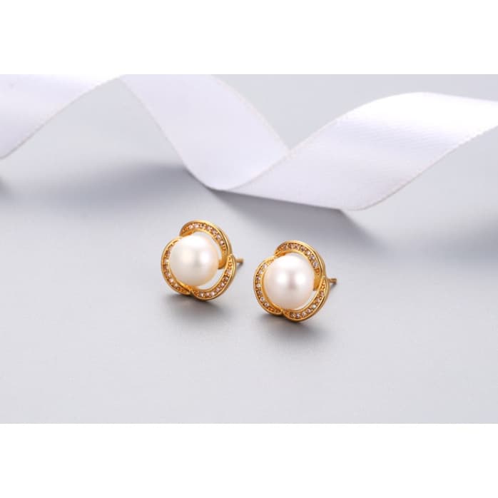 Ảnh Bông Tai Bạc S925 Đính Hạt Ngọc Trai 9ly Hoa Tai Hạt Trai Nước Ngọt Thời Trang - Ngọc Trai Trường Thịnh 3