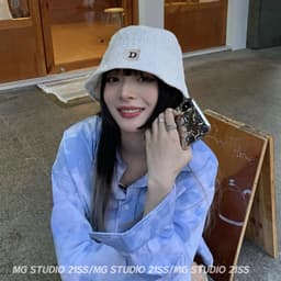 Thumbnail MAGIC KIWI /Mũ Tai Bèo Thêu Chữ D 3 Màu Tùy Chọn Thời Trang 4