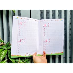 Thumbnail Sách - Vở Luyện Viết Chữ Đẹp Chữ Hoa, Kiểu Đứng, Nghiêng (Bộ 3 Cuốn) 3