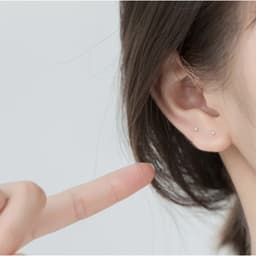 Thumbnail Khuyên tai bạc nữ TLEE giữ lỗ nhỏ nhắn chống viêm nhiễm sau bắn lỗ TLEE JEWELRY B0305 2