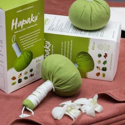 Thumbnail Bóng Massage Thảo Dược Hapaku 140g, Massage Toàn Thân Giảm Đau Nhức Cơ Thể 2