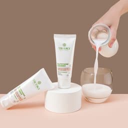 Thumbnail Sữa rửa mặt sáng da và dưỡng ẩm Truesky Glutathione Cleanser chiết xuất sữa dê 50g 2