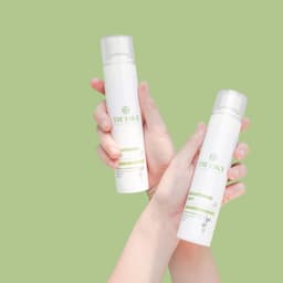 Thumbnail Xịt khoáng hoa nhung tuyết Truesky Brightening Mist giúp dưỡng ẩm và sáng da 50ml 2