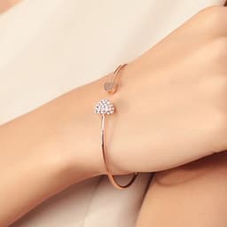 Thumbnail Vòng Tay CRRJU 003 Trang Trí Hình Trái Tim Đính Kim Cương Gỉa Thời Trang Đáng Yêu 3