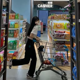 Thumbnail Quần Jeans Nữ Lưng Cao Ống Rộng Cá Tính 4