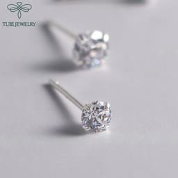 Thumbnail Khuyên tai bạc nữ TLEE nụ đá nhiều size lấp lánh nhỏ xinh TLEE JEWELRY B0206 (1 chiếc) 2