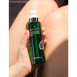Thumbnail Xịt mụn lưng Derladie Herbal Extract Body Solution Mist 150ml 3