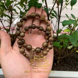 Thumbnail Vòng Tay Chuỗi Hạt Trầm Hương Mân Côi 12mm (10 hạt) Trầm Tốc Việt  (Túi Nhung/Nụ Trầm) - MTH JEWELRY 4