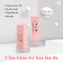 Thumbnail Combo Kem chống nắng 50ml SPF50+ PA++++ và cọ quét mặt nạ Hemia giúp da thấm mướt nhanh, mịn màng 1