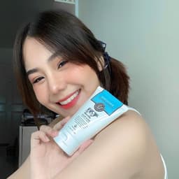 Thumbnail Combo Sữa rửa mặt 100ml + Kem dưỡng trắng và trẻ hóa da ngày và đêm Scentio Milk Plus Beauty Buffet 50ml 3