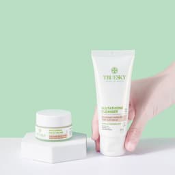 Thumbnail Bộ sản phẩm làm trắng và dưỡng ẩm da mặt Truesky gồm 1 kem dưỡng trắng da mặt 20g + 1 sữa rửa mặt dưỡng ẩm 50g 1