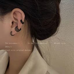 Thumbnail Bông tai dạng kẹp rỗng 17KM màu vàng / bạc bằng kim loại đơn giản cho nữ 2
