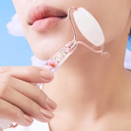 Thumbnail Thanh Lăn Massage Mặt Nâng Cơ Chống Lão Hoá 2