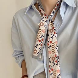 Thumbnail Khăn Lụa Khổ Nhỏ Xinh Xắn JAPANSILK, đa dạng mẫu mã cao cấp, sang trọng 1