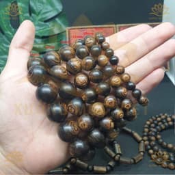 Thumbnail Vòng tay trầm hương hạt tròn Sánh Chìm cho nam nữ mang bình an may mắn tài lộc - Xưởng Mộc Việt 2