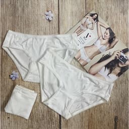 Thumbnail Quần lót nữ cotton cao cấp Vicci 102 mềm mại, êm ái, kháng khuẩn khử mùi màu Trắng 1