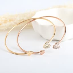 Thumbnail Vòng Tay CRRJU 003 Trang Trí Hình Trái Tim Đính Kim Cương Gỉa Thời Trang Đáng Yêu 1