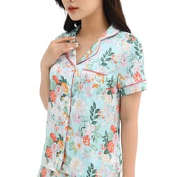 Thumbnail Đồ ngủ bộ Pijama lụa mặc ở nhà JAPAN SILK, áo cộc quần đùi họa tiết hoa loa kèn trắng nền xanh nhẹ dịu tươi mát BC047 3