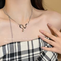 Thumbnail Vòng cổ 17KM màu bạc mặt dây hình rắn thời trang cho nữ 2