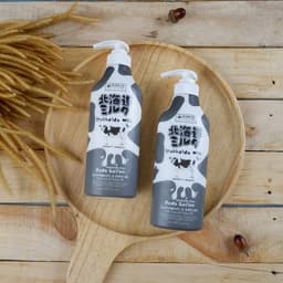 Thumbnail Dưỡng thể dưỡng ẩm mịn da Made In Nature Hokkaido Milk Moisture Rich Body Lotion 450ml 3