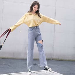 Thumbnail Quần jean nữ lưng cao ống rộng dáng suông dạng rách gối cá tính 4