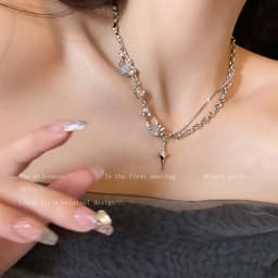 Thumbnail Vòng cổ nữ 17KM mạ bạc mặt hình chữ thập đính đá zircon thời trang 2